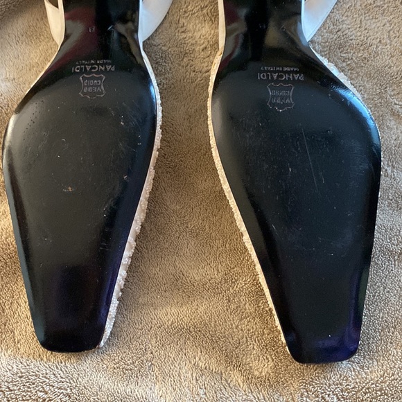 Beautiful like new Pancaldi 1888 Evening beaded shoes. - Picture 5 of 9